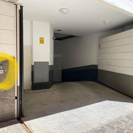 Apartamento En Casco Historico Con Terraza Comunitaria Y Parking Opcional Granada Exterior photo