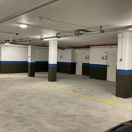 Apartamento En Casco Historico Con Terraza Comunitaria Y Parking Opcional Granada Exterior photo