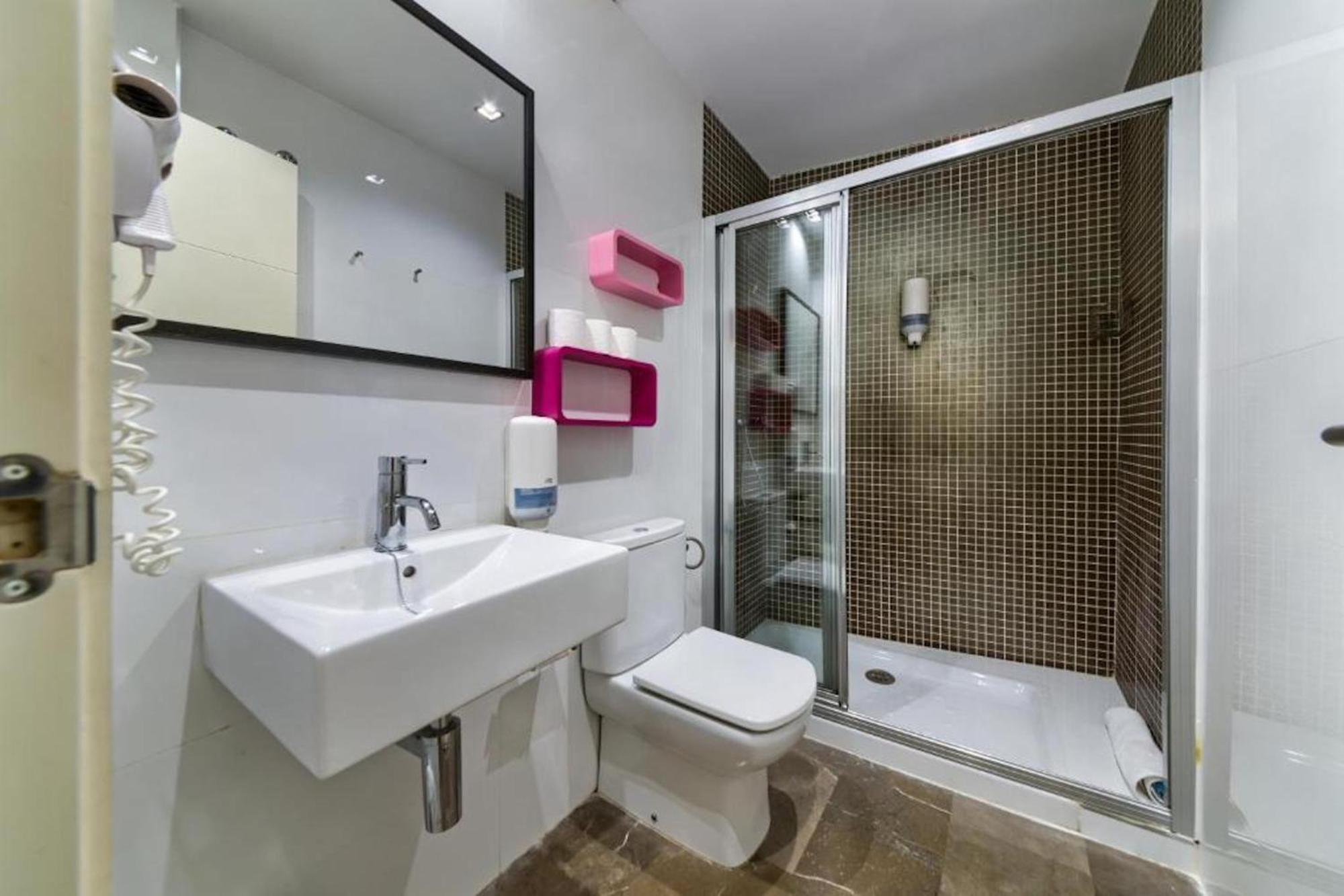 Apartamento En Casco Historico Con Terraza Comunitaria Y Parking Opcional Granada Exterior photo