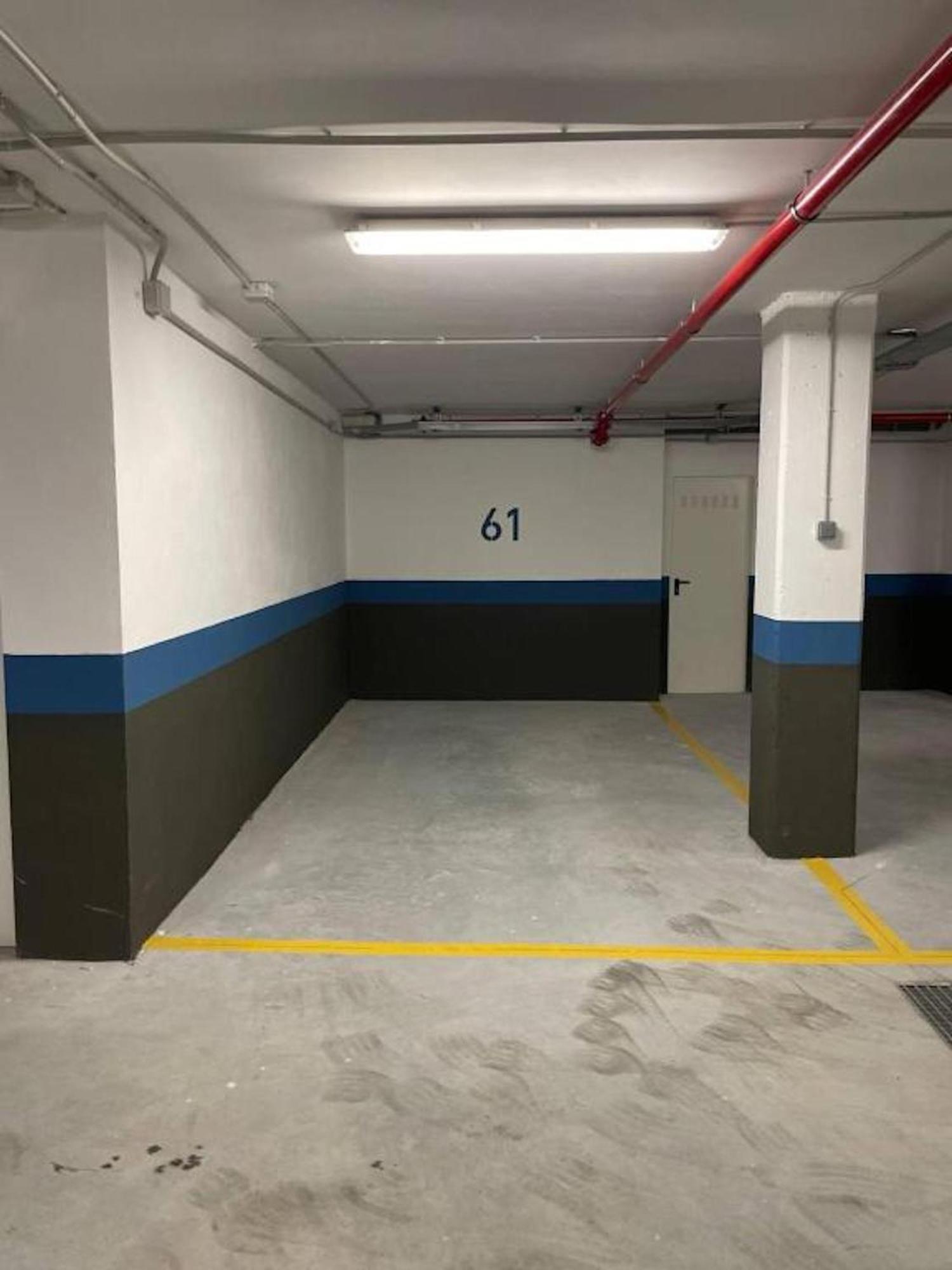 Apartamento En Casco Historico Con Terraza Comunitaria Y Parking Opcional Granada Exterior photo