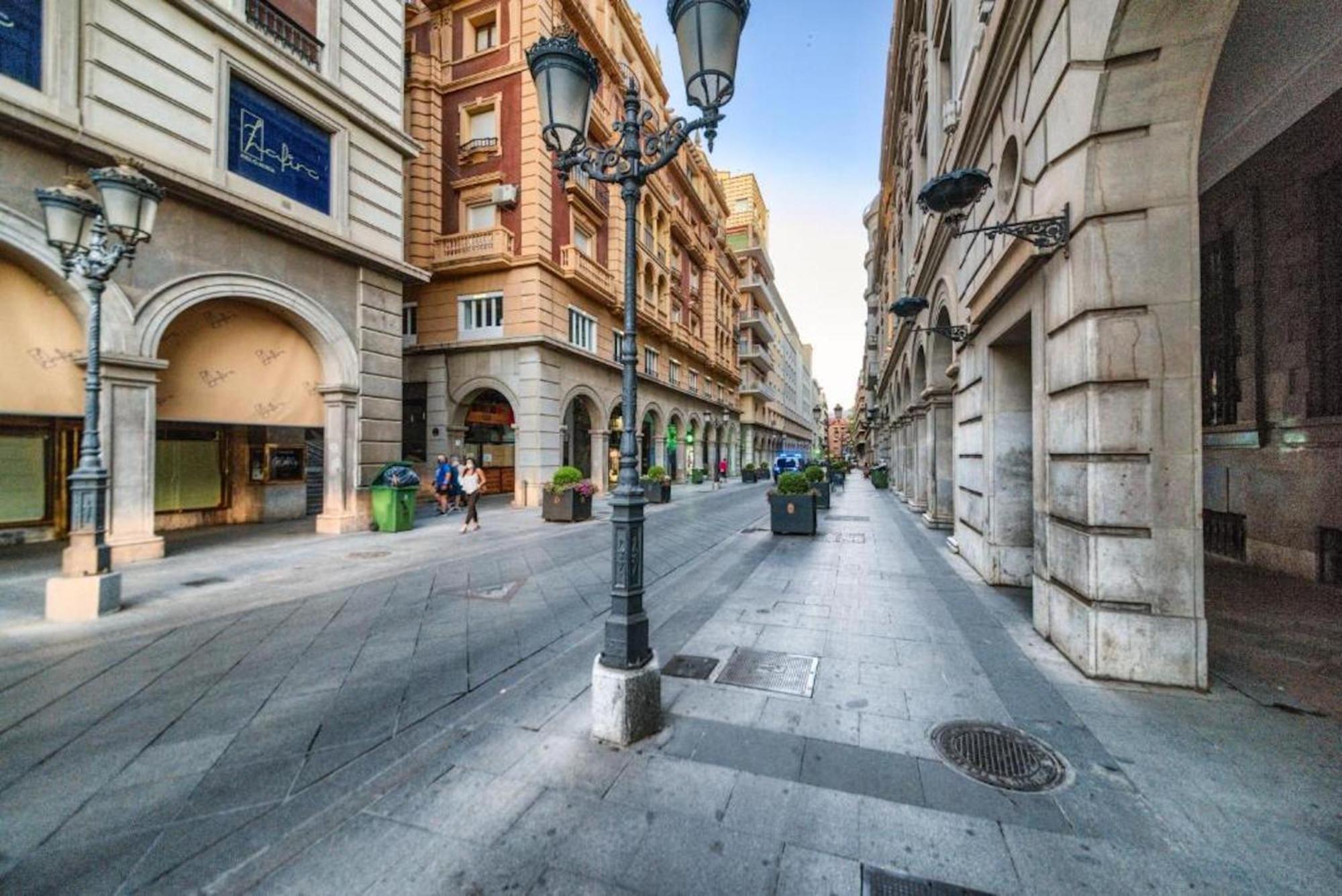 Apartamento En Casco Historico Con Terraza Comunitaria Y Parking Opcional Granada Exterior photo