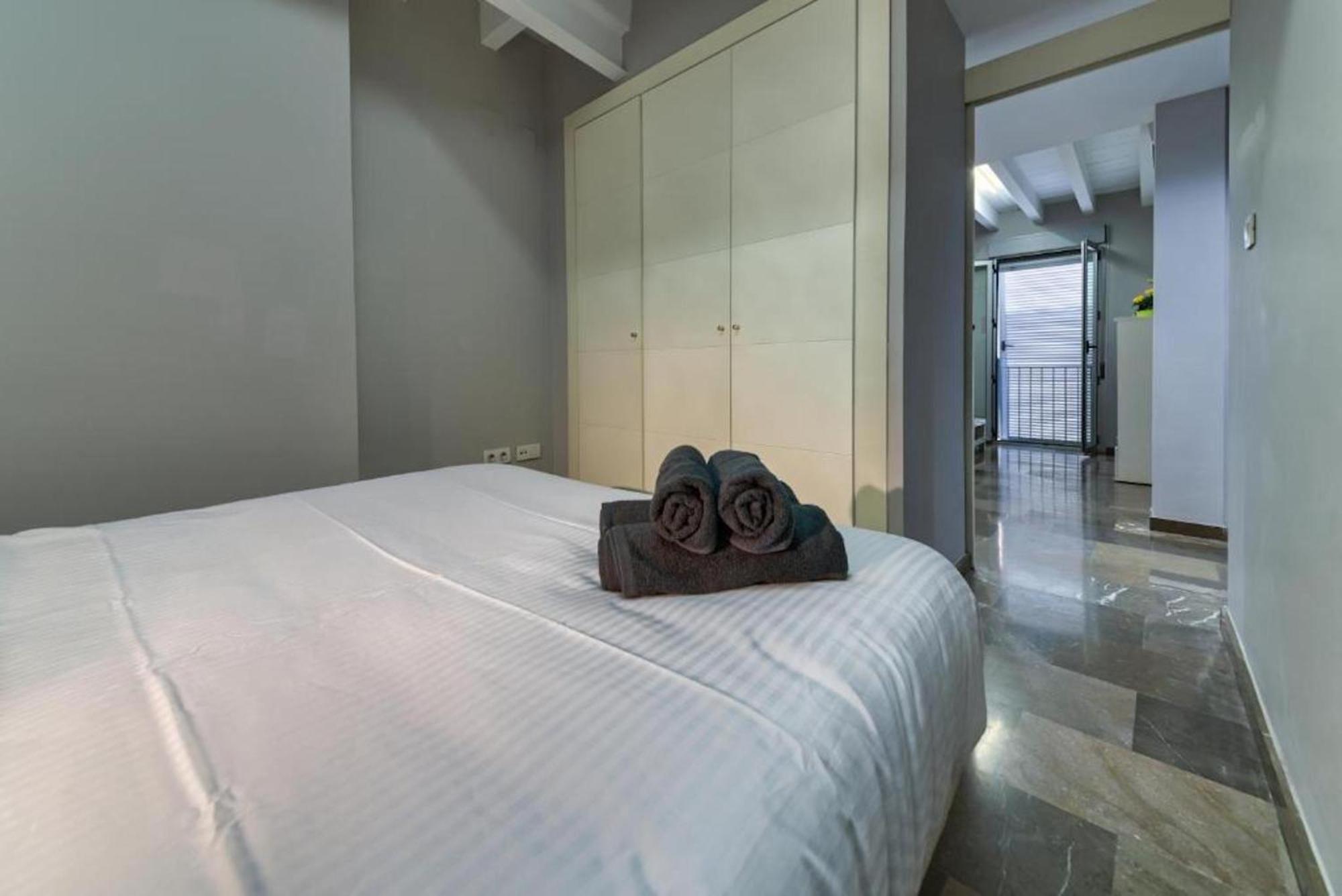 Apartamento En Casco Historico Con Terraza Comunitaria Y Parking Opcional Granada Exterior photo